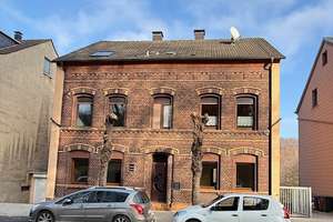 Viel Platz für Familie & Zukunft! 2-Familienhaus mit Mehrwert in Ennepetal-Milspe – Die vollständige Adresse der Immobilie erhältst du vom Anbieter., 58256 Ennepetal – Vorschaubild 1
