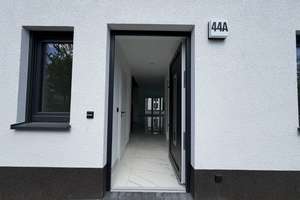 Ankommen und wohlfühlen: Exklusive Neubau-Doppelhaushälfte – stilvoll ausgestattet und bezugsfertig. – Die vollständige Adresse der Immobilie erhältst du vom Anbieter., 15827 Blankenfelde-Mahlow – Vorschaubild 9
