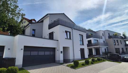 Bild von Idstein Oberrod, nachhaltiges Einfamilienhaus in Blicklage am Feldrand nach Kfw40!!