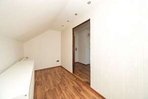 Zweifamilienhaus mit flexibler Nutzung in Bochum-Linden – Die vollständige Adresse der Immobilie erhältst du vom Anbieter., 44879 Linden, Bochum – Vorschaubild 24