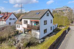 Wohnen mit Gartenidylle - Doppelhaushälfte mit zwei Garagen – Die vollständige Adresse der Immobilie erhältst du vom Anbieter., 70565 Rohr, Stuttgart – Vorschaubild 2