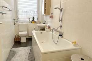 LORENZ-Angebot in BO-Dahlhausen: Zentrale, ruhige Wohnlage. Großzügige 3 1/2-R.-Erdgeschoss - 83 m². – Die vollständige Adresse der Immobilie erhältst du vom Anbieter., 44879 Dahlhausen, Bochum – Vorschaubild 9