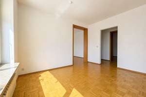 Urdenbach: Kapitalanlage mit Perspektive oder neues Zuhause zum Wohlfühlen – Die vollständige Adresse der Immobilie erhältst du vom Anbieter., 40593 Urdenbach, Düsseldorf – Vorschaubild 7
