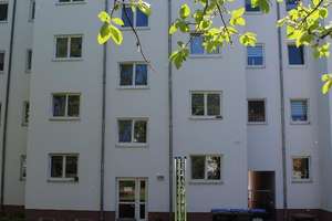 Suchst Du noch? - Super 2 Raum Wohnung mit Aufzug und Südbalkon zu vermieten – Stiftsstraße 5, 9130 Sonnenberg, Chemnitz – Vorschaubild 3