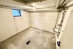 Erstbezug nach Sanierung: großes 6-Zimmer-Haus mit gehobener Innenausstattung zur Miete in Augsburg – Die vollständige Adresse der Immobilie erhältst du vom Anbieter., 86167 Lechhausen-Ost, Augsburg – Vorschaubild 19