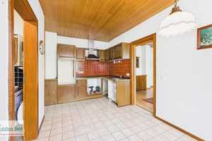 GEPFLEGTES WOHNHAUS, GARTEN UND GARAGE IN GRENZNÄHE LUXEMBURG! – Merzig-Wadern (Kreis) – Vorschaubild 4
