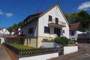 ATTRAKTIVES ZWEIFAMLIENHAUS MIT GARAGE  IN BIERBACH – Saarpfalz-Kreis – Vorschaubild 1