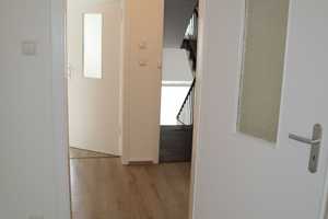 Zentrale Lage zwischen Stadtmitte und Frohnhausen! Modernisiert in 2006. – Frohnhauser Straße 118, 45144 Essen – Vorschaubild 6