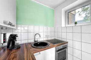 Attraktive, lichtdurchflutete 1-Zimmer-Wohnung in sehr gepflegtem Zustand – Die vollständige Adresse der Immobilie erhältst du vom Anbieter., 40625 Ludenberg, Düsseldorf – Vorschaubild 4