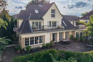 Zeitlose Eleganz auf einem Parkgrundstück – Repräsentative Villa in exklusiver Bonner Rheinlage – Die vollständige Adresse der Immobilie erhältst du vom Anbieter., 53179 Rüngsdorf, Bonn – Vorschaubild 2