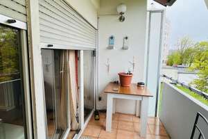 Böblingen: Gut geschnittene 3 ZW in zentraler Lage  – Die vollständige Adresse der Immobilie erhältst du vom Anbieter., 71034 Böblingen – Vorschaubild 12