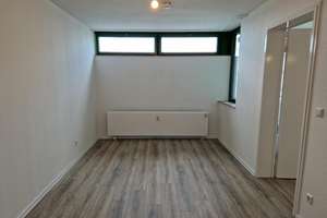 Schöne, renovierte 2‑Zimmer‑Wohnung in der Hainstraße – Hainstraße 25, 90461 Ludwigsfeld, Nürnberg – Vorschaubild 3