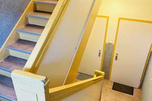 Schöne Dachgeschosswohnung  mit Tageslichtbad in beliebter Lage Rostocks (Selbstnutzung möglich!) – Dethardingstr. 90, 18057 Hansaviertel, Rostock – Vorschaubild 7