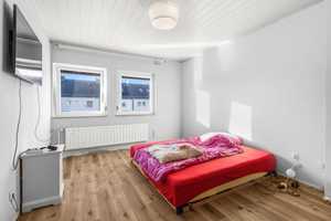 Bremen-Osterholz: Charmantes Reihenmittelhaus mit Potenzial – modernisiert und erweiterbar – Bremen – Vorschaubild 11