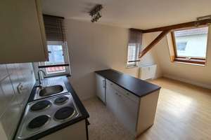 Charmante Ein-Zimmer-Dachgeschosswohnung mit hochwertiger Ausstattung in Degerloch – Die vollständige Adresse der Immobilie erhältst du vom Anbieter., 70597 Degerloch (Ortsteil), Stuttgart – Vorschaubild 6