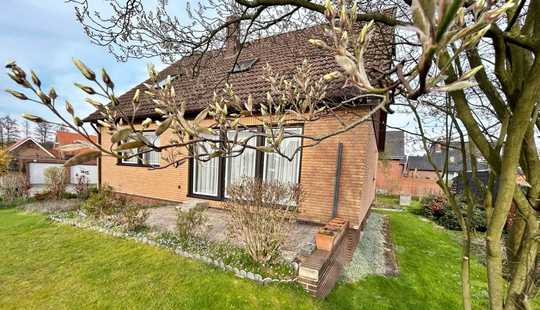 Bild von Vollunterkellertes Einfamilienhaus mit Garage in Adenbüttel! Mein Haus = mein Makler!