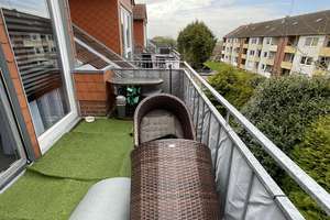 Viel Platz zum Leben & Arbeiten: Großzügige 4-Zimmer-DG-Wohnung mit Balkon in ruhiger Lage – Am Römerhof 13, 52441 Linnich – Vorschaubild 14