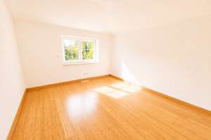 190 m² Gesamtfläche | Hochwertige Haus mit Vollkeller | Toplage Sasel | Provisionsfrei – Frahmredder 85C, 22393 Sasel, Hamburg – Vorschaubild 34