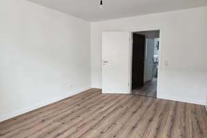 **Stilvolle 2-Zimmer-Wohnung – Erstbezug nach Komplettsanierung!** – Mülheimer Str. 80, 45145 Frohnhausen, Essen – Vorschaubild 8
