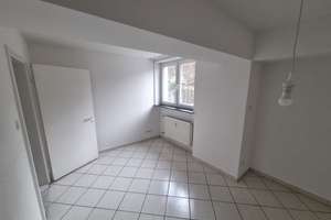 Stilvolle 2,5-Raum-Souterrain-Wohnung in Neu-Ulm