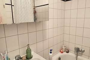 Provisionsfrei! Charmante 3-Zimmer-Wohnung mit 2 Balkonen in Wiesbaden-Biebrich – Kasteler Str. 1, 65203 Biebrich, Wiesbaden – Vorschaubild 17