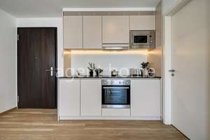 MÖBLIERT - BESTE LAGE - Modernes Business Apartment mit Balkon – Die vollständige Adresse der Immobilie erhältst du vom Anbieter., 70191 Heilbronner Straße, Stuttgart – Vorschaubild 4