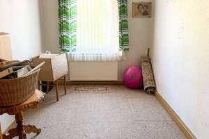 Gepflegtes Mehrfamilienhaus in guter Lage – Die vollständige Adresse der Immobilie erhältst du vom Anbieter., 9350 Lichtenstein/Sachsen – Vorschaubild 8