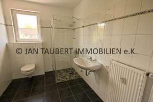 *** SONNIGER BALKON IN DER ENDETAGE*** - helle renovierte 2-Zimmer-Wohnung mit LIFT – Timmendorfer Straße 00, 22147 Rahlstedt, Hamburg – Vorschaubild 11
