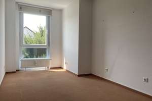 Helle 4-Zimmerwohnung mit 17 m² Sonnenbalkon, Aufzug & TG in ruhiger Lage von Maichingen – Die vollständige Adresse der Immobilie erhältst du vom Anbieter., 71069 Sindelfingen – Vorschaubild 14