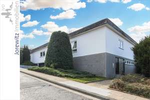Top-Lage Sieker-Schweiz: Großzügiger und gut aufgeteilter Atrium-Bungalow mit Garage – Die vollständige Adresse der Immobilie erhältst du vom Anbieter., 33605 Stieghorst, Bielefeld – Vorschaubild 2