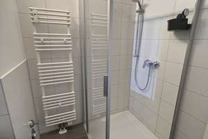 Alltagstaugliche 1-Zimmer-Wohnung in Köln-Rodenkirchen – Die vollständige Adresse der Immobilie erhältst du vom Anbieter., 50996 Rodenkirchen (Ortsteil), Köln – Vorschaubild 4