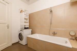 von privat: Exklusive, vollständig renovierte 2-Zimmer-Wohnung im exklusiven Bötzow-Kiez – Käthe-Niederkirchner-Straße 18, 10407 Prenzlauer Berg, Berlin – Vorschaubild 6
