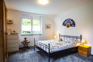 Platz für Familie, Garten & Träume – modernisiertes Haus mit viel Freiraum – Die vollständige Adresse der Immobilie erhältst du vom Anbieter., 26487 Neuschoo – Vorschaubild 11