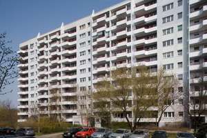 Nachmietersuche! Gemütliche und Helle 3 Zimmer Wohnung – Franz-Stenzer-Straße 3, 12679 Marzahn, Berlin – Vorschaubild 2