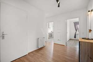Gepflegtes Zweifamilienhaus in Top-Lage von Pinneberg – Die vollständige Adresse der Immobilie erhältst du vom Anbieter., 25421 Pinneberg – Vorschaubild 4