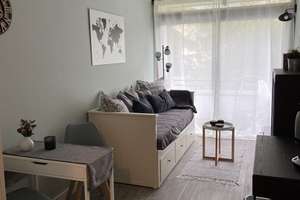 Reserviert! Möblierte, schöne 1-Zimmer-Wohnung mit EBK und Balkon in Milbertshofen, München – Hanselmannstraße 13, 80809 Am Riesenfeld, München – Vorschaubild 1