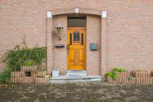 Bezugsfreies Zweifamilienhaus mit Garage und großem Süd-Garten – Aachen (Kreis) – Vorschaubild 3