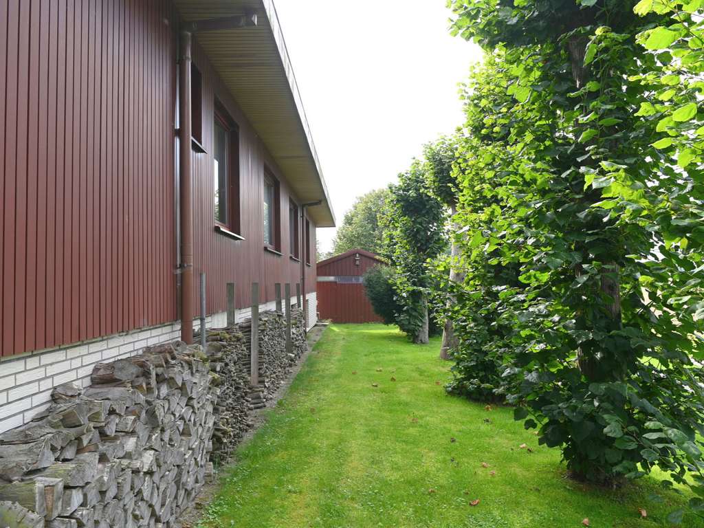 Immobilie in Elmshorn - Raa-Besenbek :  Toller Bungalow in direkter Feldlage - Bild 2