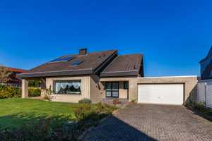 EIN- BIS ZWEIFAMILIENHAUS, SOLAR, VOLL UNTERKELLERT, DOPPELGARAGE, OFFENER KAMIN, SACKGASSENLAGE – Paderborn (Kreis) – Vorschaubild 1
