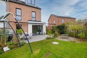 Modernes Reihenendhaus in ruhiger Spielstraße – Energieeffizient & familienfreundlich – Die vollständige Adresse der Immobilie erhältst du vom Anbieter., 22397 Lemsahl-Mellingstedt, Hamburg – Vorschaubild 12
