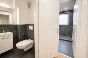 Renovierte 3-Zimmer-Wohnung mit neuer Einbauküche, Balkon & Garage – 70327 Wangen, Stuttgart – Vorschaubild 2