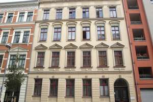 kleine, sonnige 1-Raumwohnung mit Einbauküche in der Südvorstadt