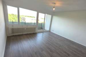 Ruhige 3-Zimmer-Wohnung mit Balkon im 7. Stock in Mönchengladbach-Römerbrunnen – Römerbrunnen 16, 41238 Mülfort, Mönchengladbach – Vorschaubild 5