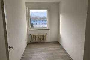 Günstige 3,5-Zimmer-Wohnung in zentraler Lage mit großem Balkon – Weitmarer Str. 100, 44795 Weitmar-Mitte, Bochum – Vorschaubild 5