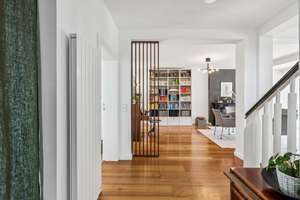 Design trifft Altbau-Charme: 
Exklusive Villa mit Galerie & Kamin in Lichterfelde – Die vollständige Adresse der Immobilie erhältst du vom Anbieter., 12209 Lichterfelde, Berlin – Vorschaubild 2