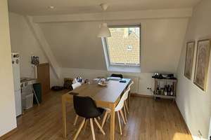 Attraktive 3,5. Zi. Wohnung mit Garagenstellplatz in ruhiger Wohnlage "für 2-3 Personen geeignet"