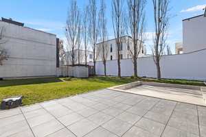 Bestlage: Architektenvilla im 
Bauhausstil mit 5 TG-Plätzen! – Regensburg – Vorschaubild 6