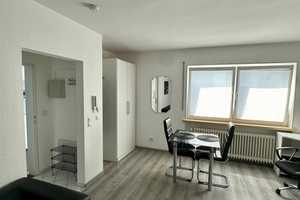 Freundliche 1-Zimmer-EG-Wohnung mit Einbauküche in Wuppertal – Wuppertal – Vorschaubild 1