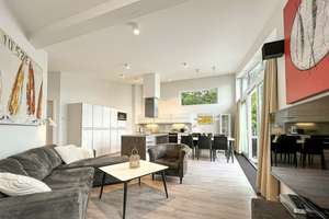Penthouse Wohnung in einer der beliebten Dünenvillen an der Hafenpromenade am Priwall – Die vollständige Adresse der Immobilie erhältst du vom Anbieter., 23570 Travemünde, Lübeck – Vorschaubild 2