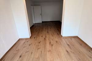 Niederkassel! Frisch renoviert | Lichtdurchflutet | Große Terrasse | Einbauküche – 40547 Niederkassel, Düsseldorf – Vorschaubild 14